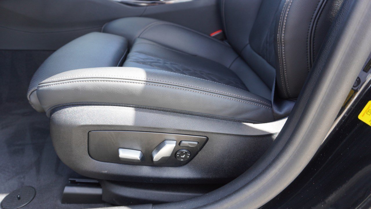 Used 2023 BMW 530i w/ M Sport Package RWD image 23
