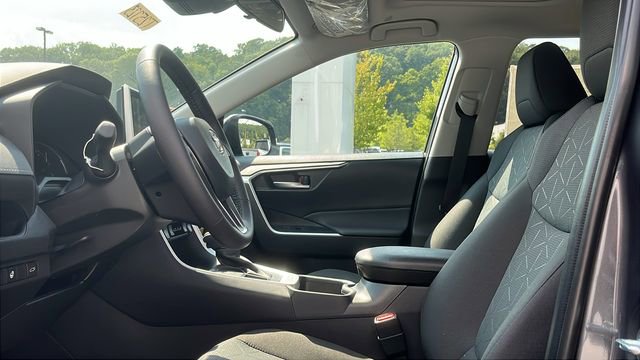 New 2025 Toyota RAV4 XLE image 7