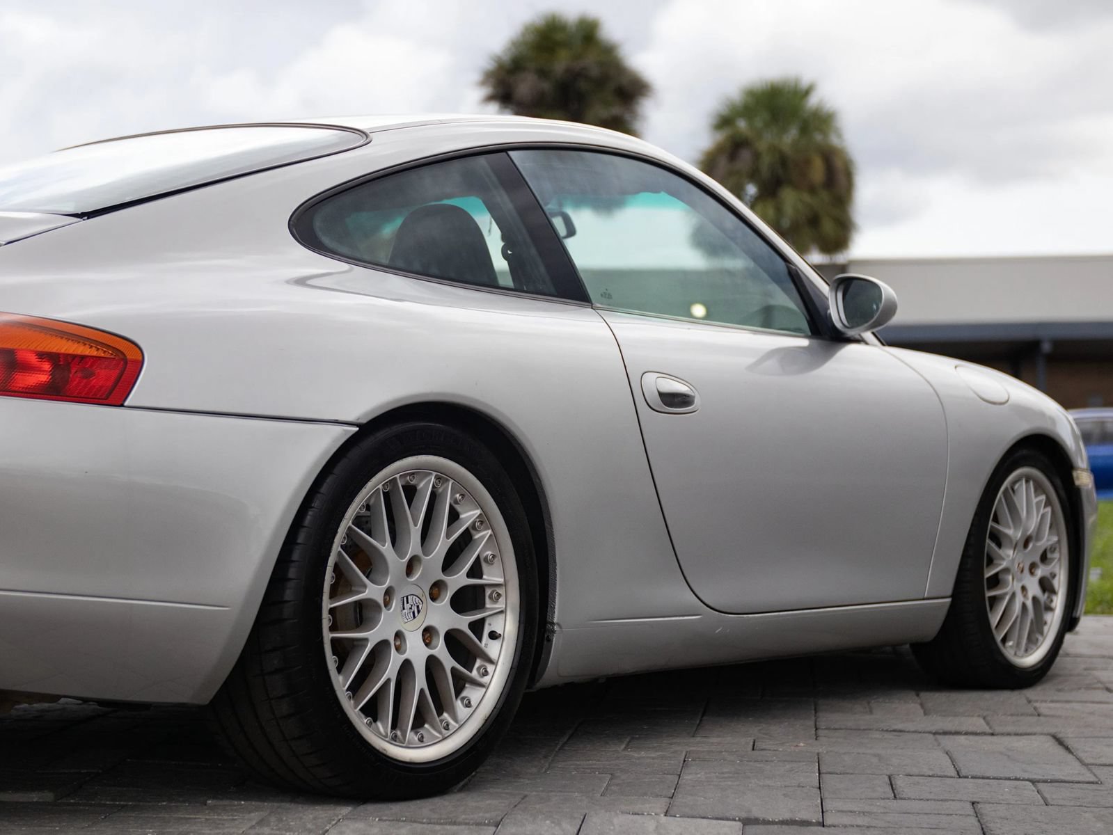 Used 1999 Porsche 911 Carrera RWD image 19