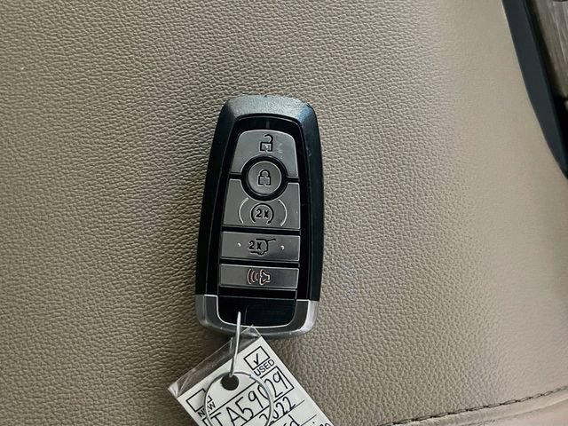 Used 2022 Ford Expedition Limited AWD/4WD image 33