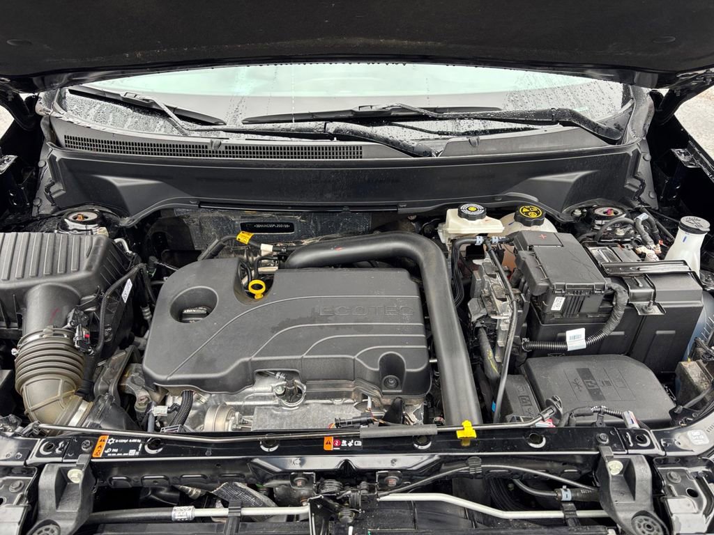 Used 2023 Chevrolet Equinox LT image 25