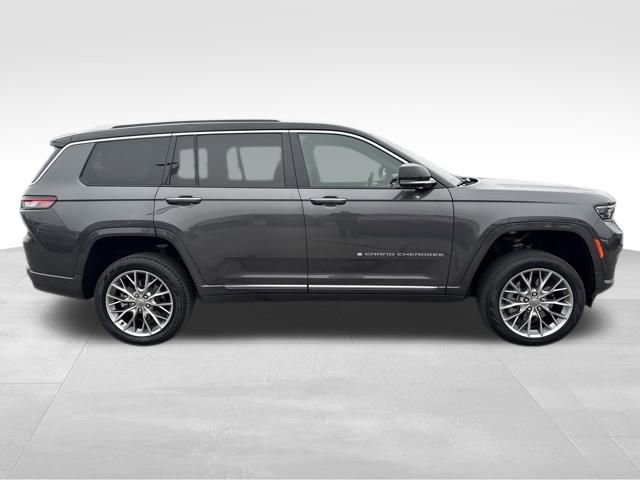 Used 2023 Jeep Grand Cherokee L Summit w/ Luxury Tech Group V image 6