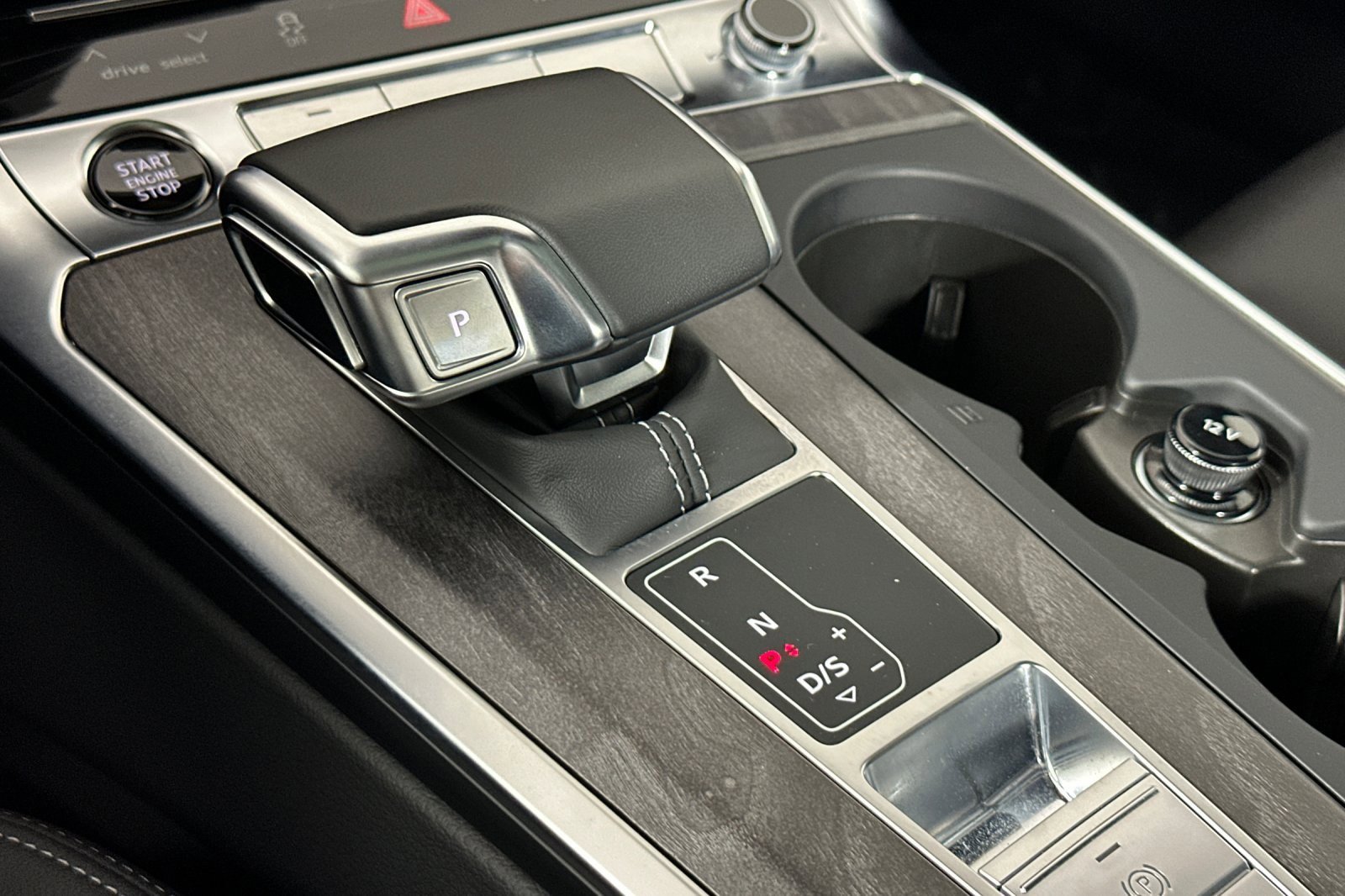 Used 2025 Audi A6 3.0T Premium image 20