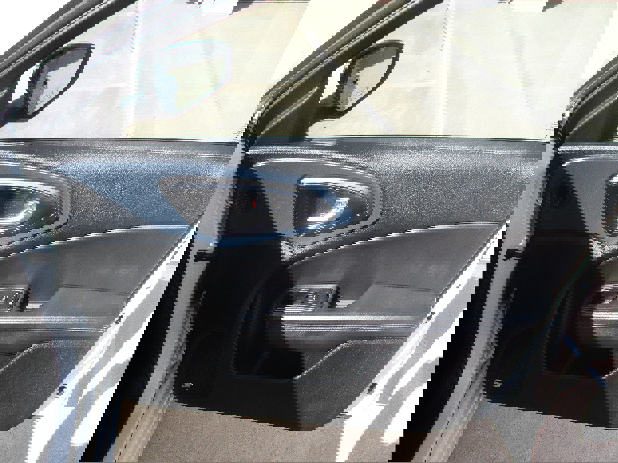 Used 2015 Chrysler 200 S w/ Navigation & Sound Group I image 10