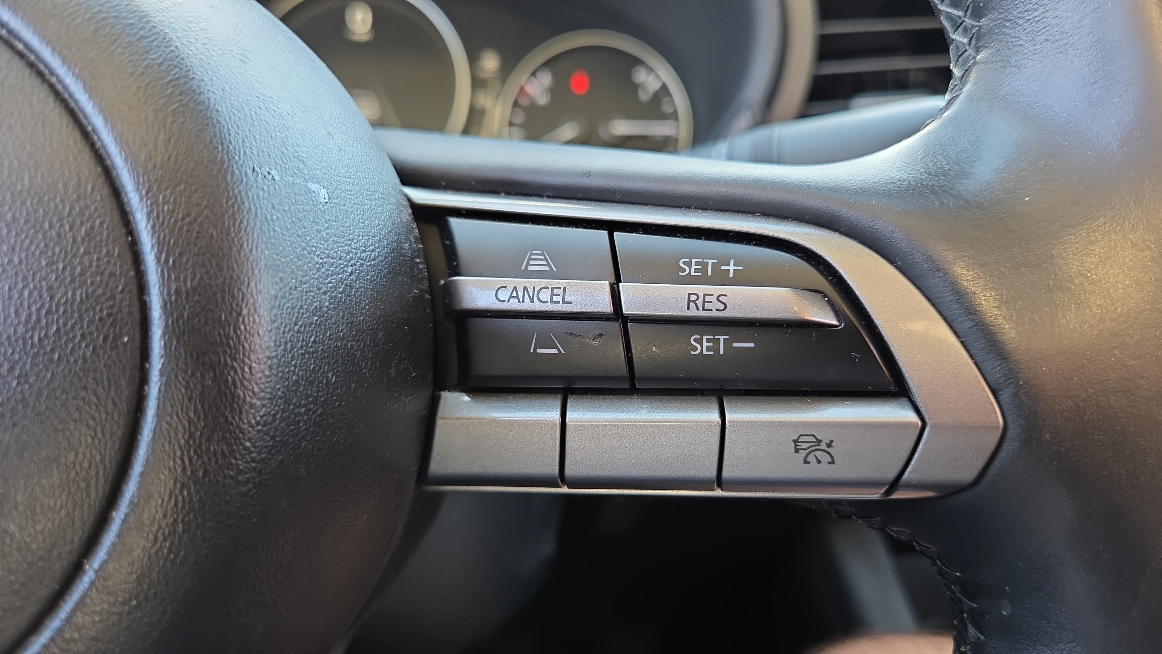 Used 2021 MAZDA MAZDA3 s FWD image 26