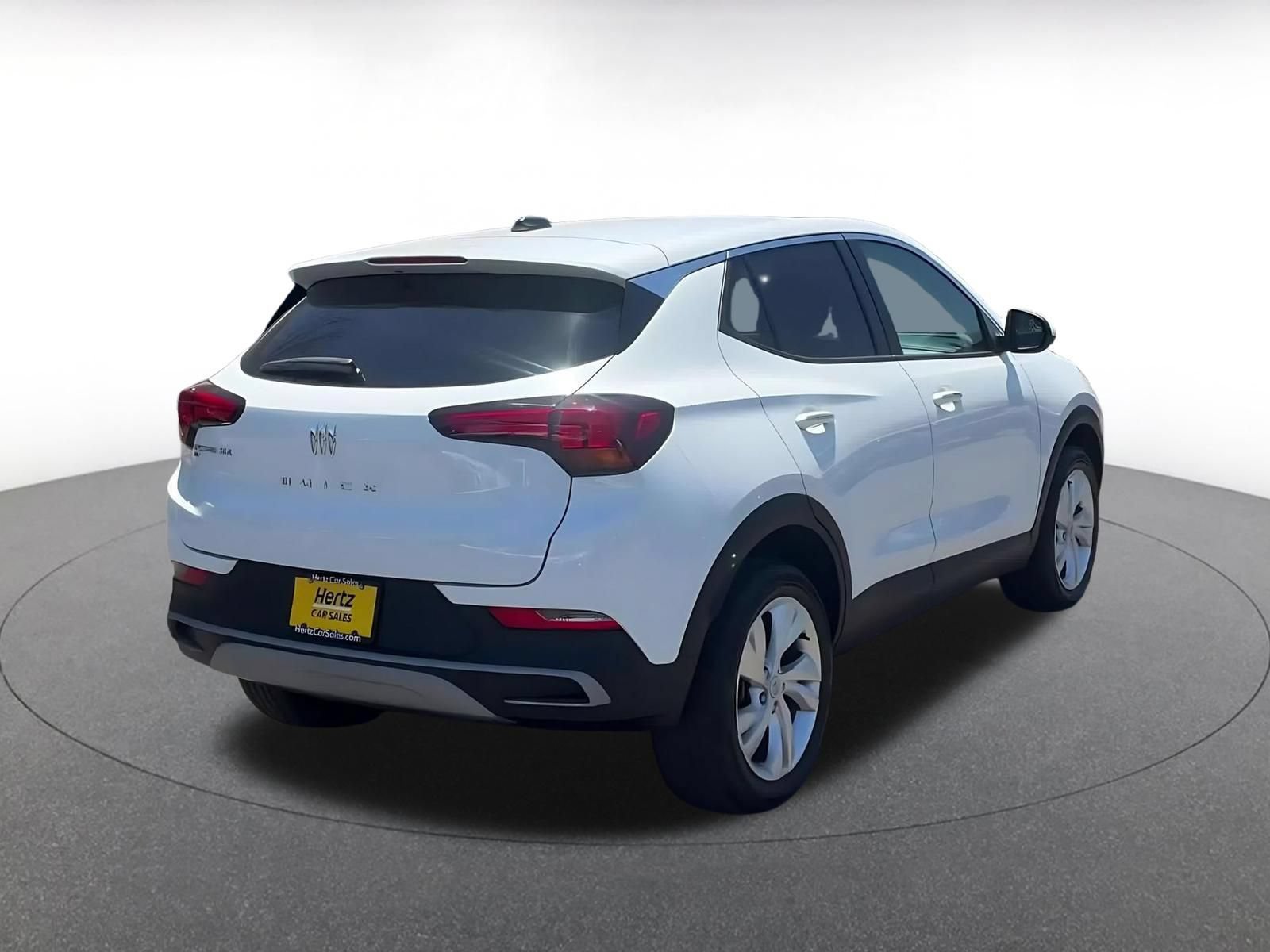 Used 2025 Buick Encore GX Preferred AWD/4WD image 13