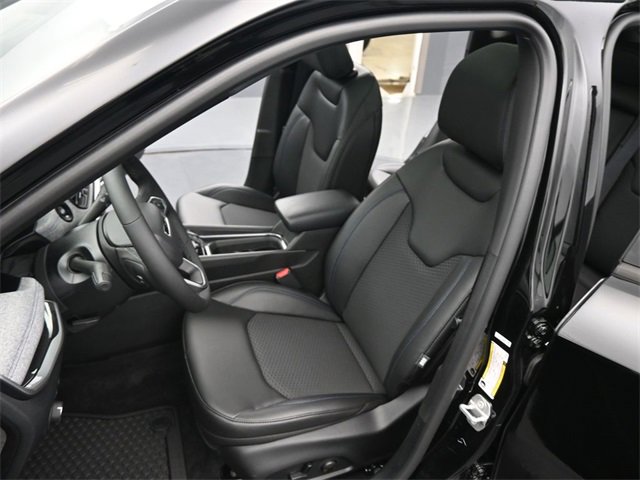 New 2025 Jeep Compass Latitude w/ Sun & Sound Group image 11