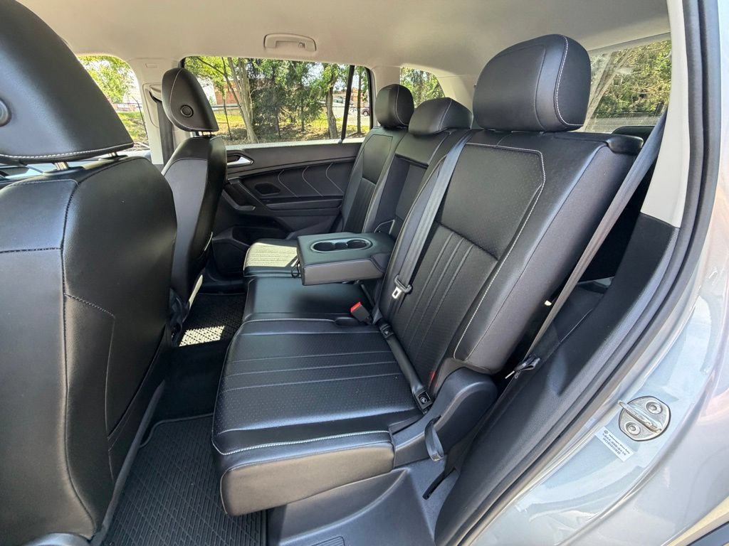 Certified 2023 Volkswagen Tiguan SE FWD image 12