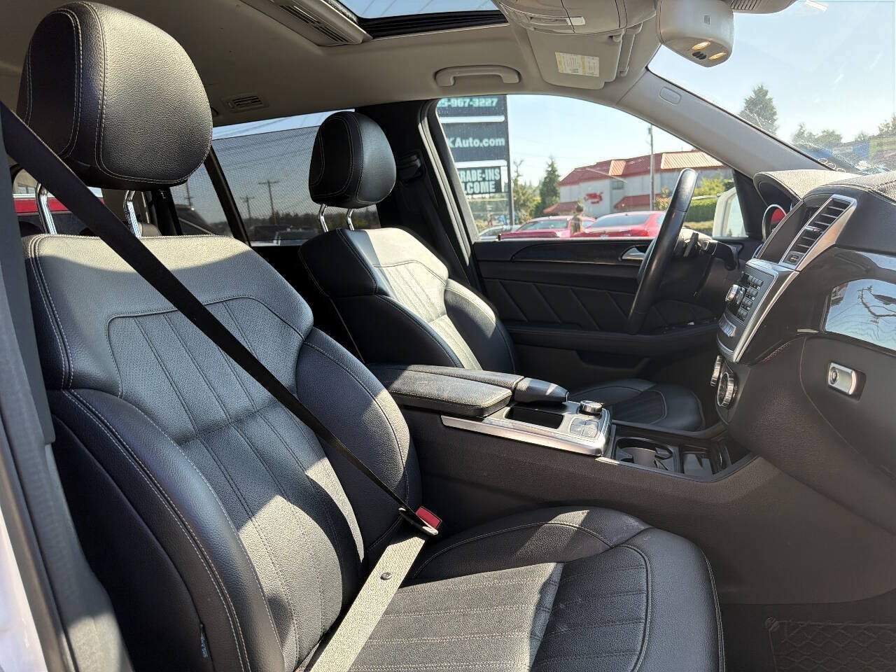 Used 2016 Mercedes-Benz GL 450 4MATIC image 15