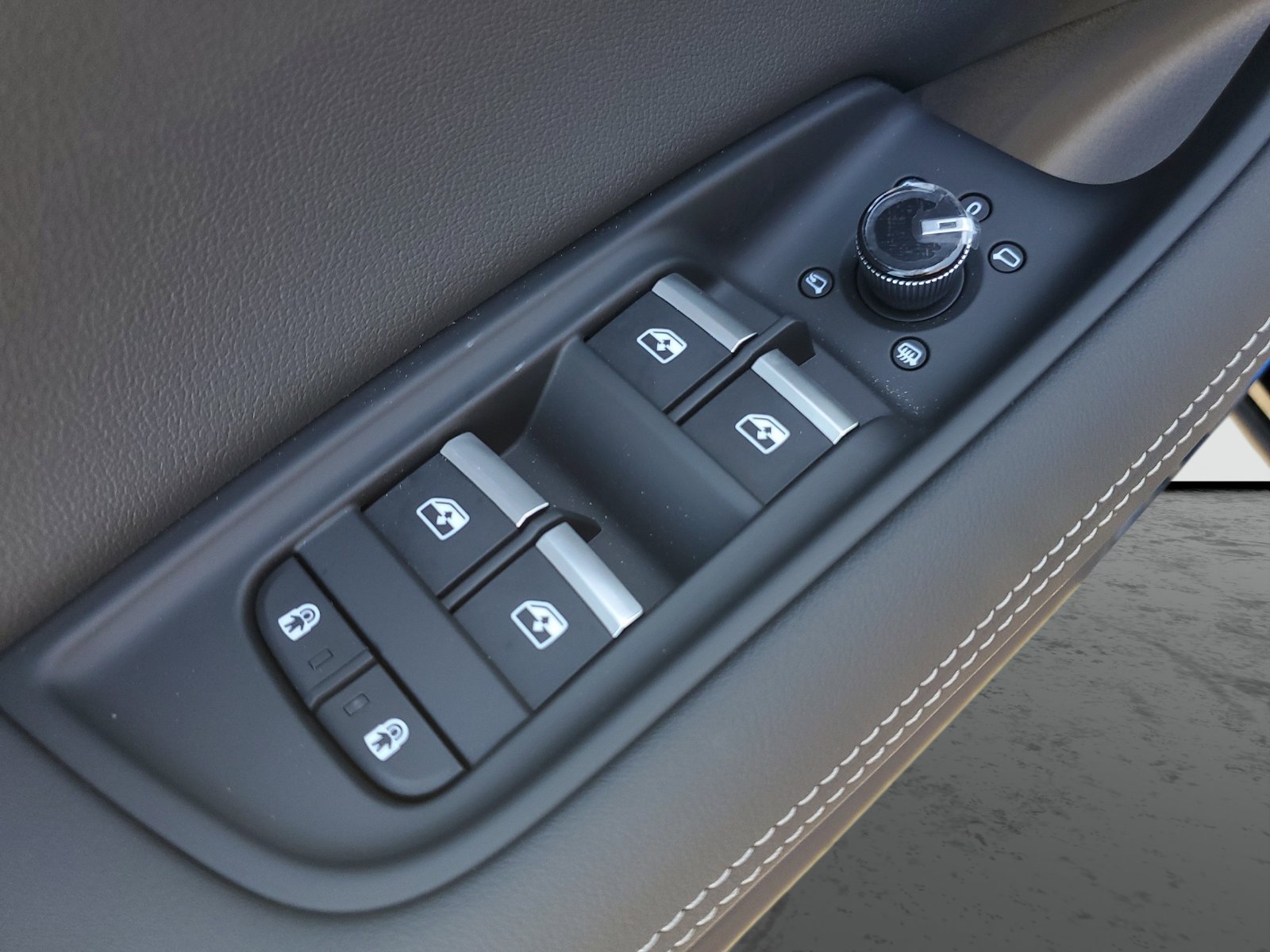 New 2026 Audi Q8 Premium Plus AWD/4WD image 22
