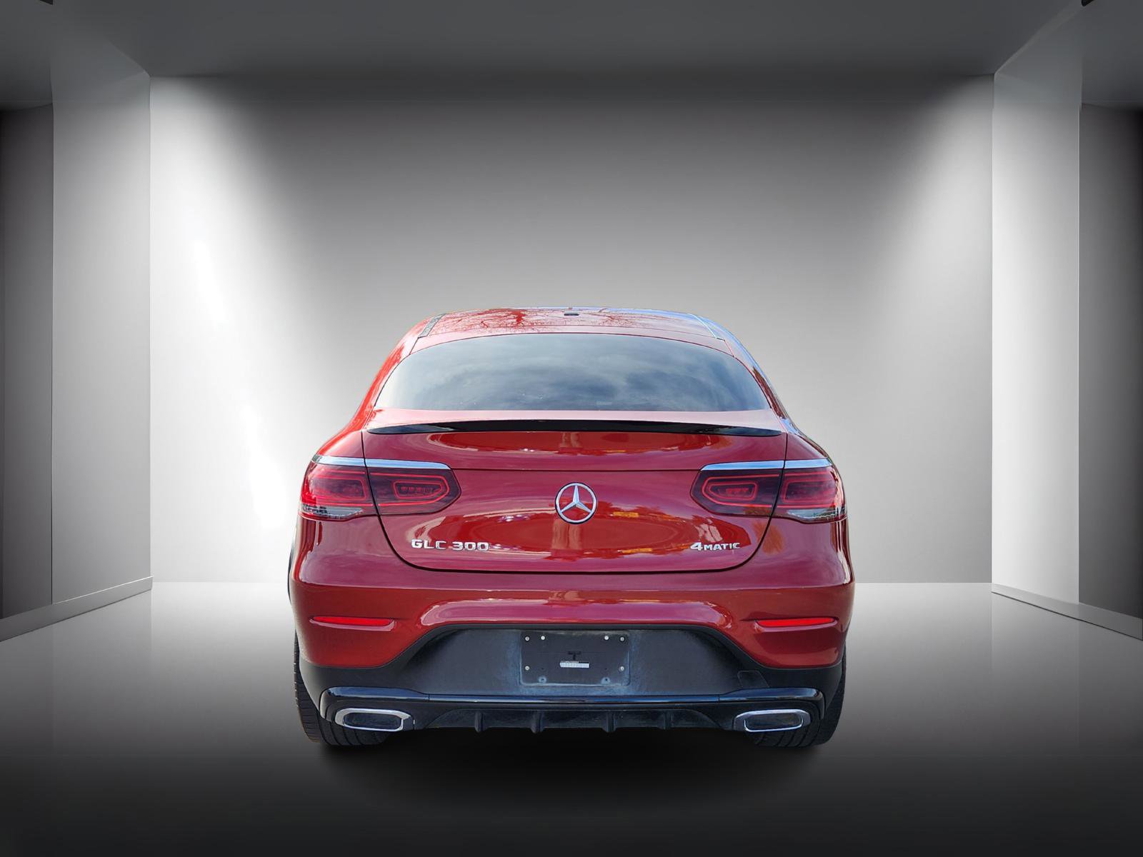 Used 2020 Mercedes-Benz GLC 300 4MATIC Coupe image 4