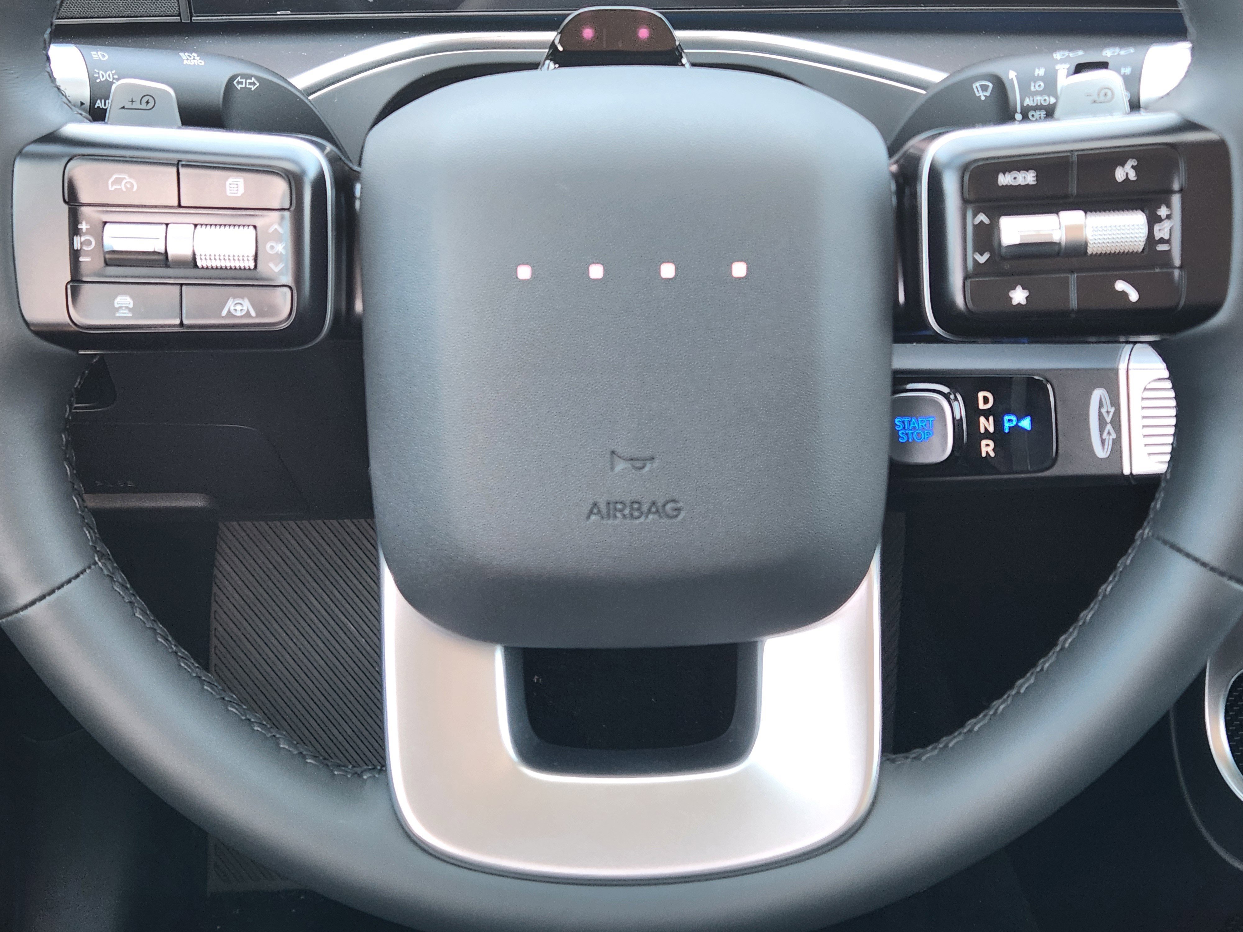 New 2026 Hyundai Ioniq 9 SEL w/ Tow & Go Package AWD/4WD image 13