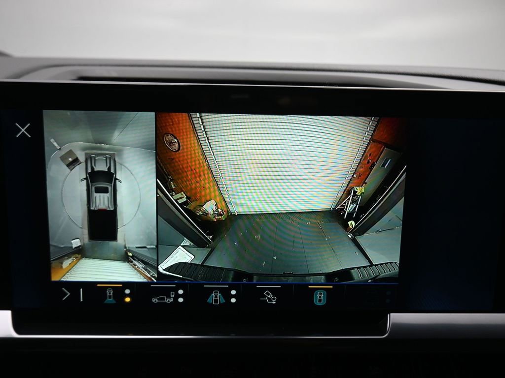 Used 2025 Chevrolet Silverado 2500 High Country image 21