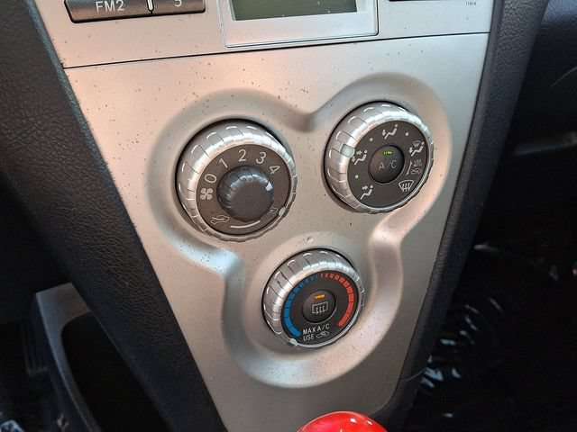 Used 2008 Toyota Yaris S FWD image 15