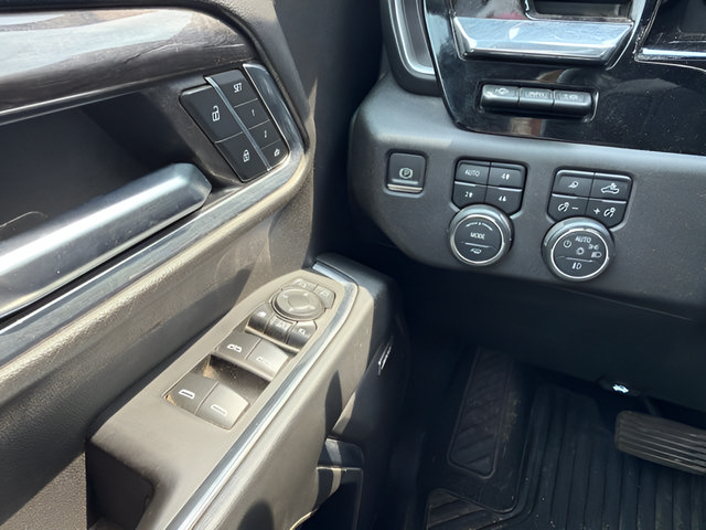 Used 2024 Chevrolet Silverado 2500 LTZ w/ LTZ Convenience Package AWD/4WD image 16
