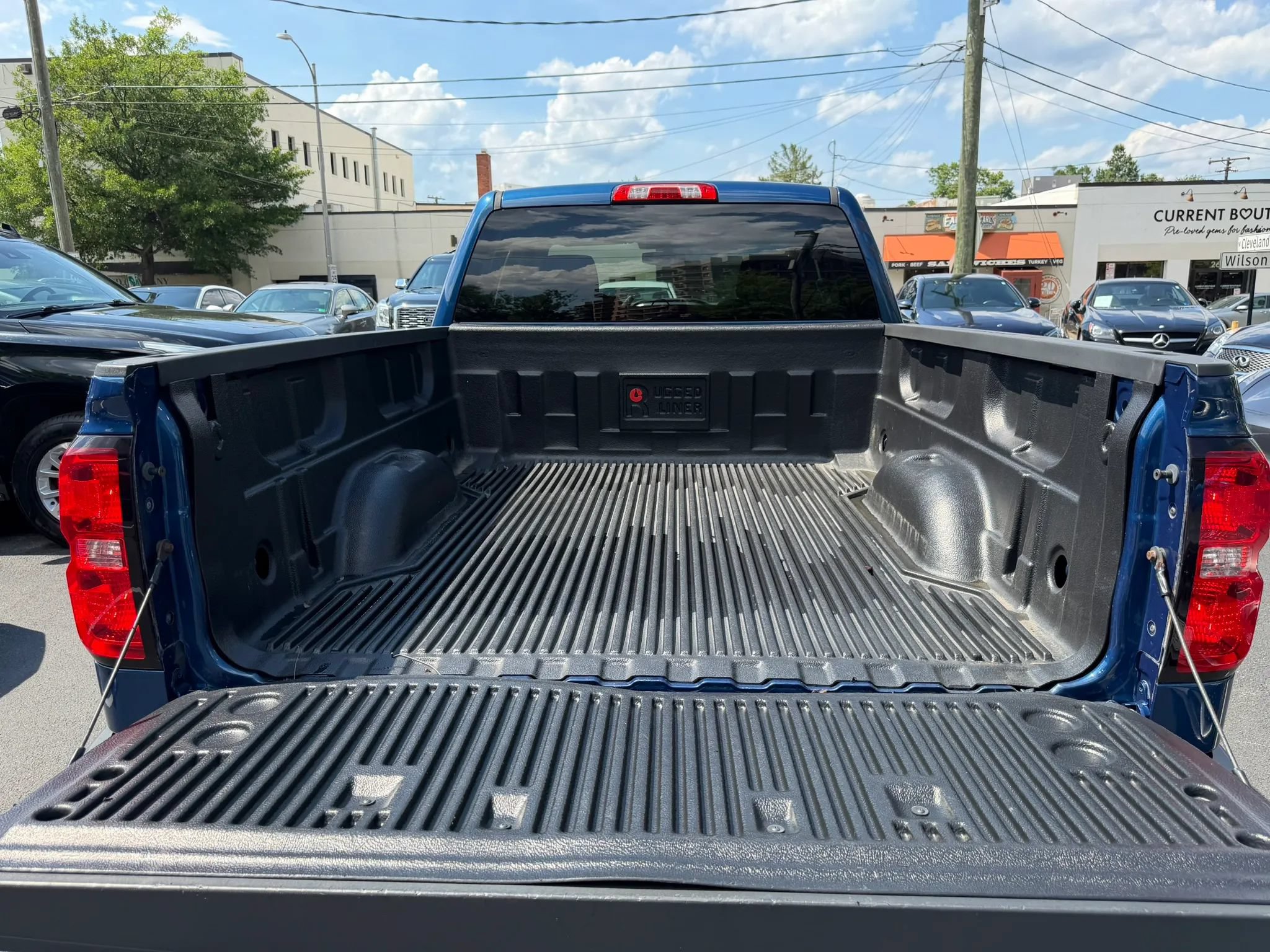Used 2017 Chevrolet Silverado 1500 LT w/ All Star Edition AWD/4WD image 29
