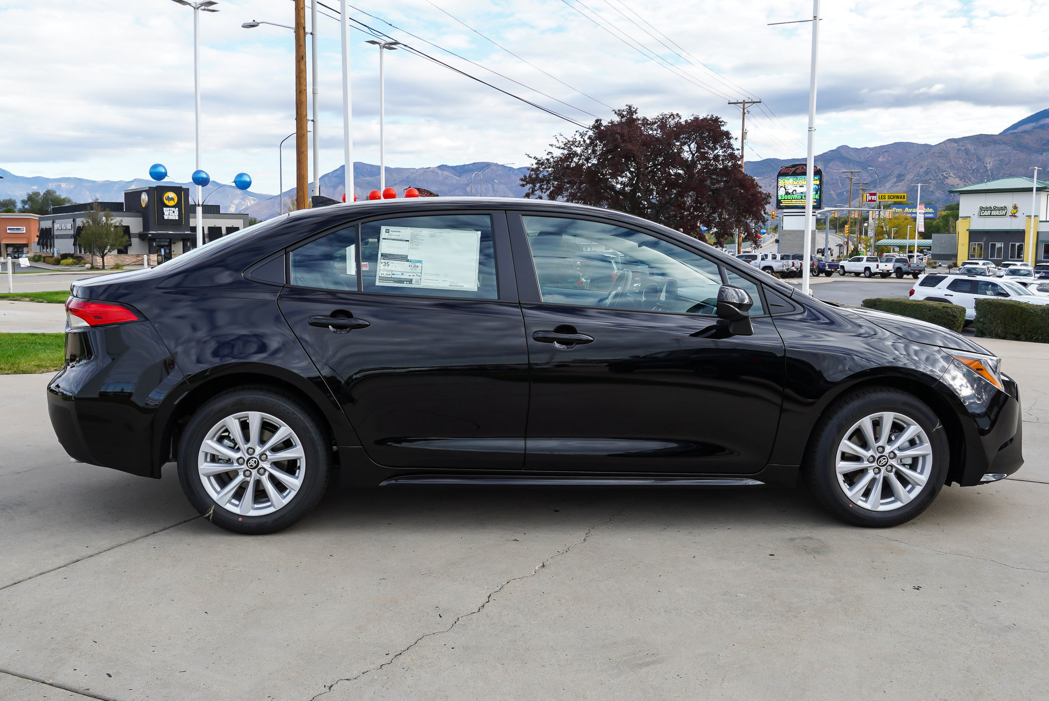 New 2027 Toyota Corolla LE w/ LE Premium Package FWD image 9
