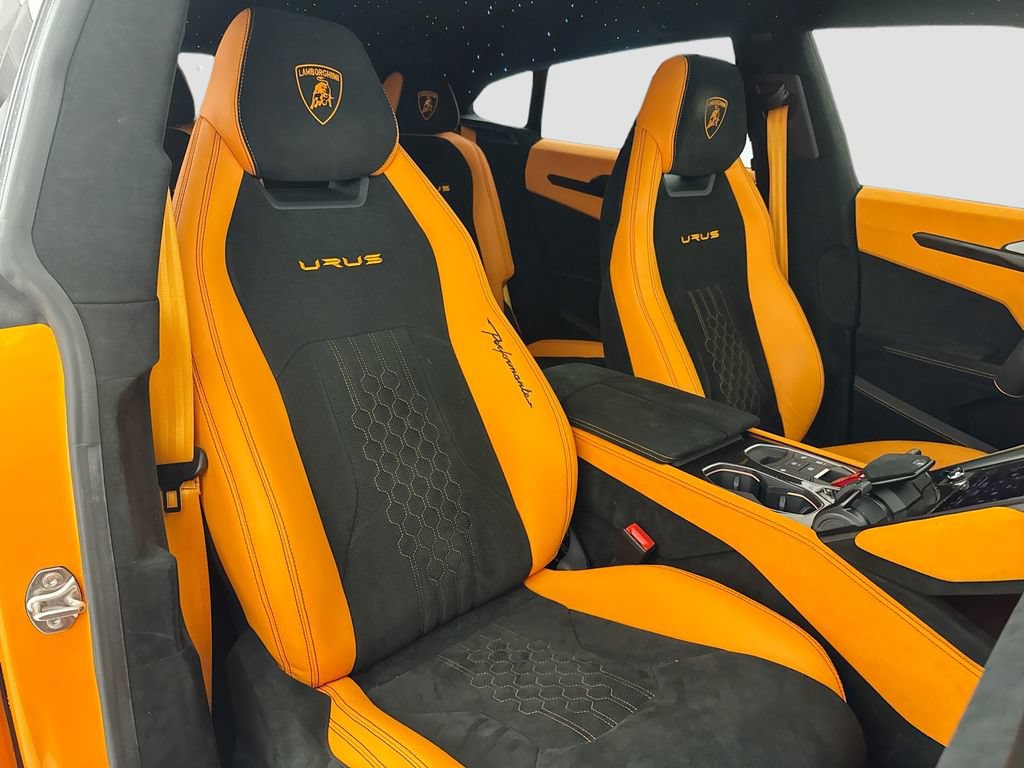 Used 2023 Lamborghini Urus Performante AWD/4WD image 31