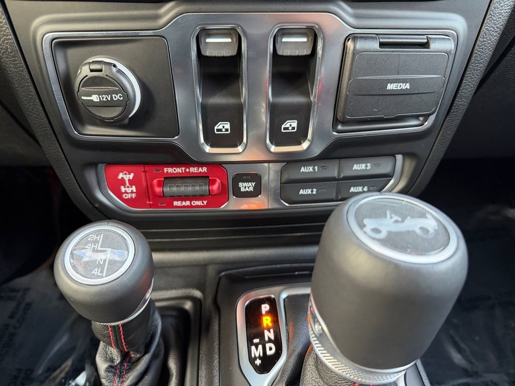 Used 2020 Jeep Wrangler Rubicon w/ LED Lighting Group image 18