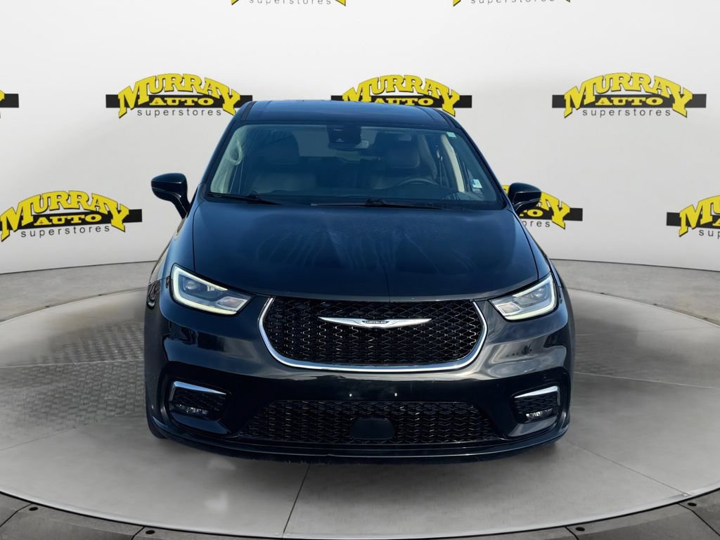 Used 2024 Chrysler Pacifica Limited FWD image 9