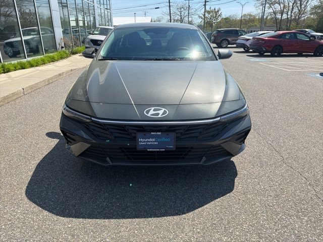 Certified 2026 Hyundai Elantra SE w/ Cargo Package FWD image 3