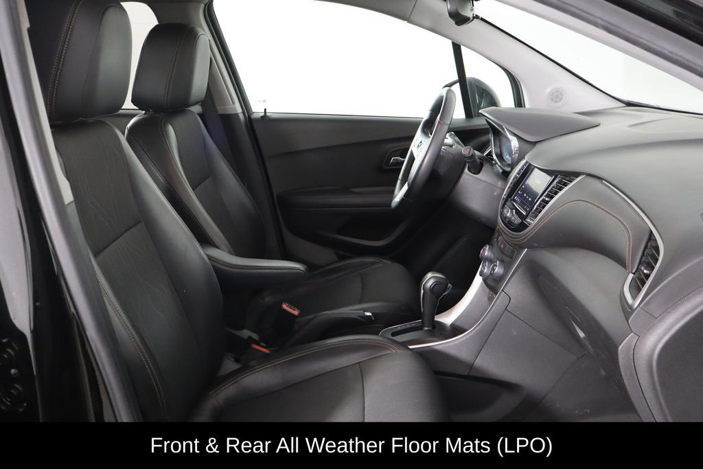 Used 2020 Chevrolet Trax LT FWD image 18