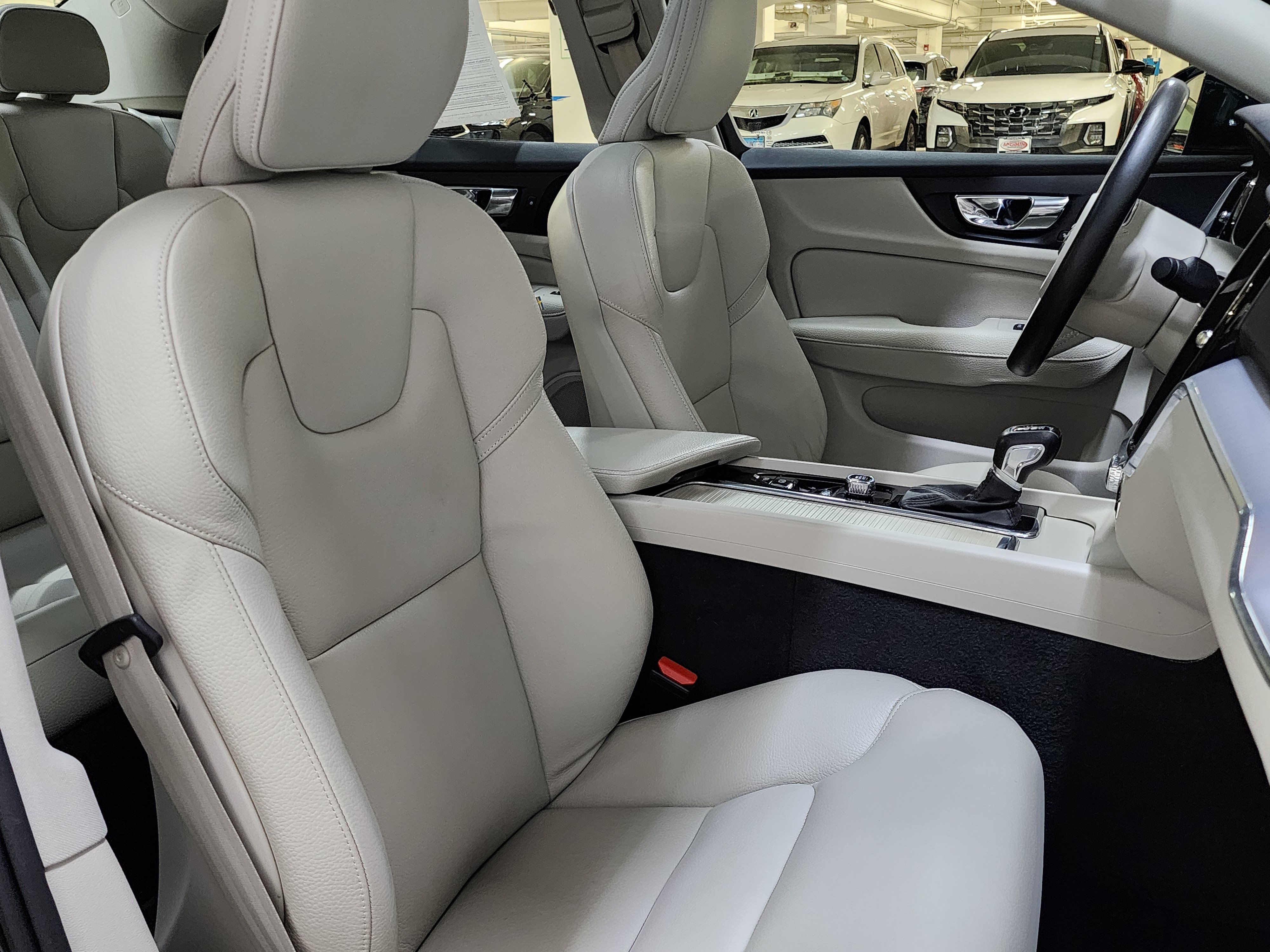 Used 2020 Volvo S60 T5 Momentum w/ Protection Package FWD image 24
