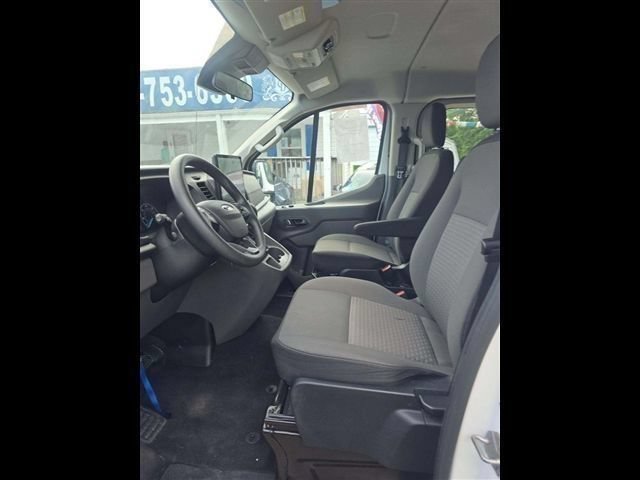 Certified 2022 Ford Transit 350 XLT RWD image 7