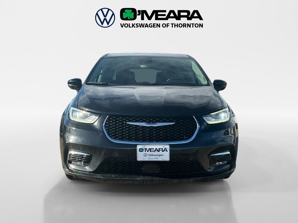 Used 2024 Chrysler Pacifica Select image 8