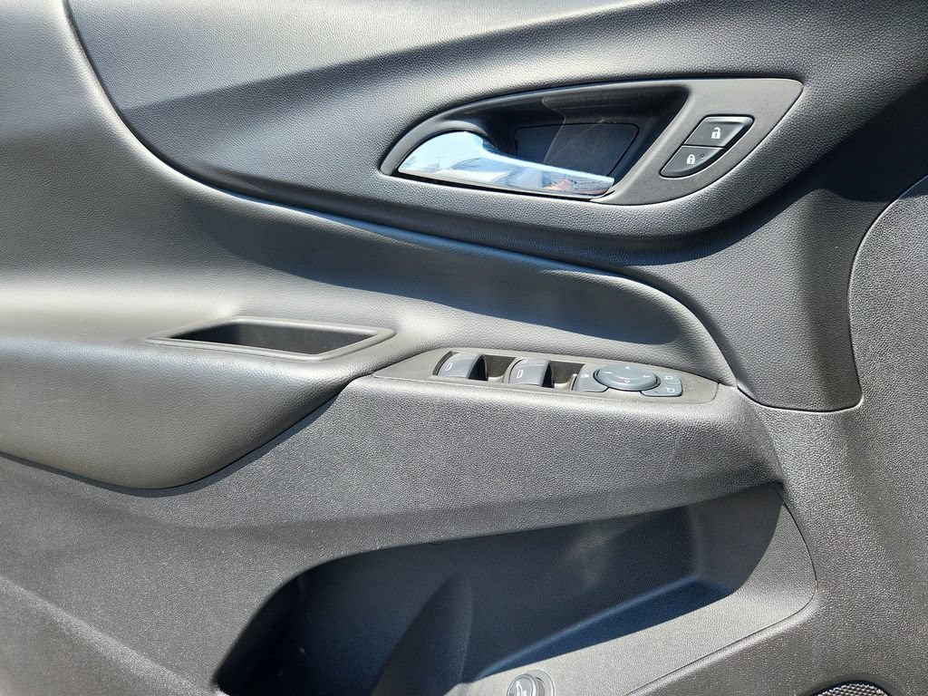 Used 2024 Chevrolet Equinox LT AWD/4WD image 7