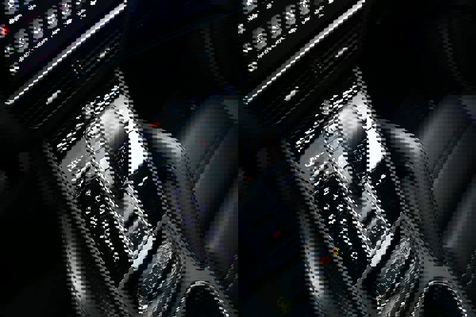 Certified 2023 Porsche Cayenne Platinum Edition w/ Assistance Package image 21