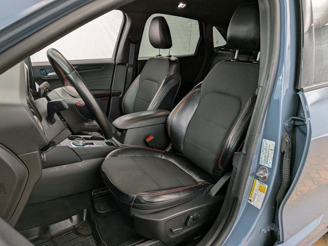 Certified 2023 Ford Escape ST-Line Elite image 12
