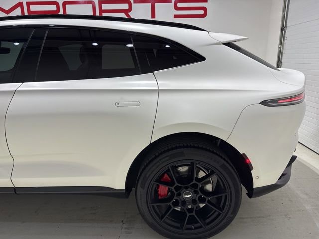 Used 2021 Aston Martin DBX image 9