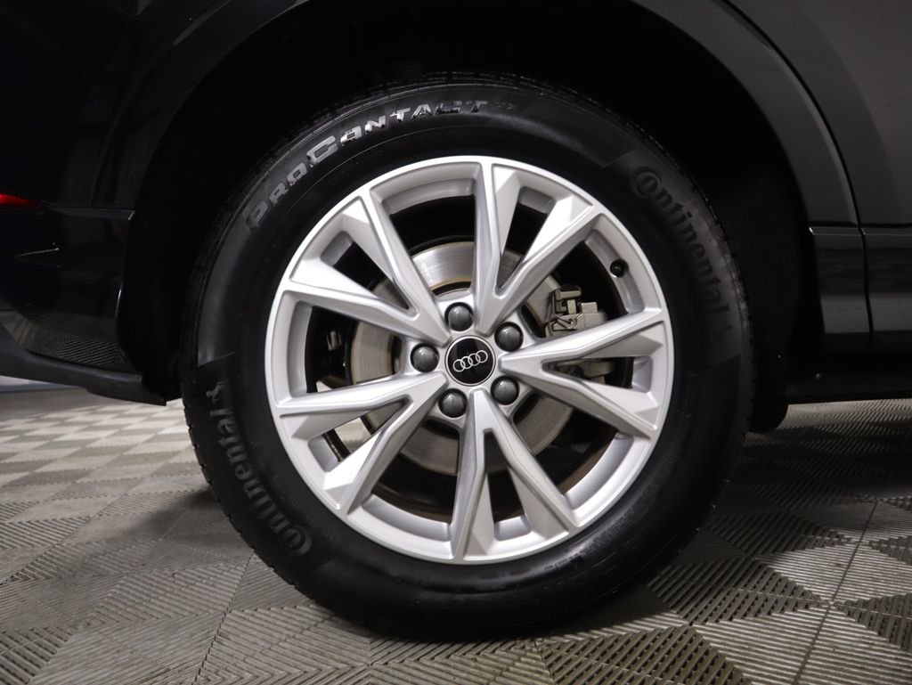 Certified 2025 Audi Q3 2.0T Premium w/ Convenience Package image 33