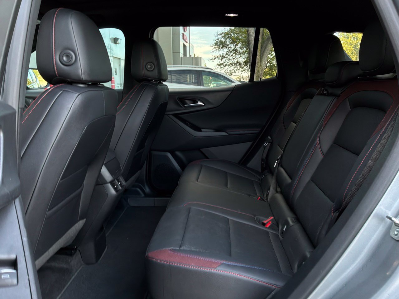 Used 2025 Chevrolet Equinox RS w/ Safety and Technology Package AWD/4WD image 14