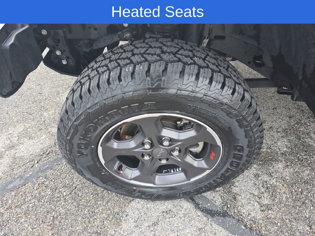 Used 2023 Jeep Gladiator Rubicon w/ Trailer Tow Package AWD/4WD image 11