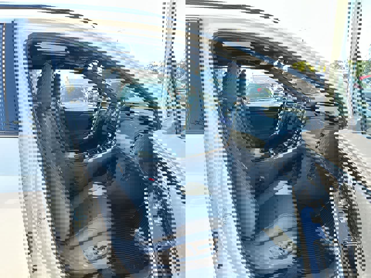 Used 2024 Subaru Solterra Touring w/ Touring Package image 27