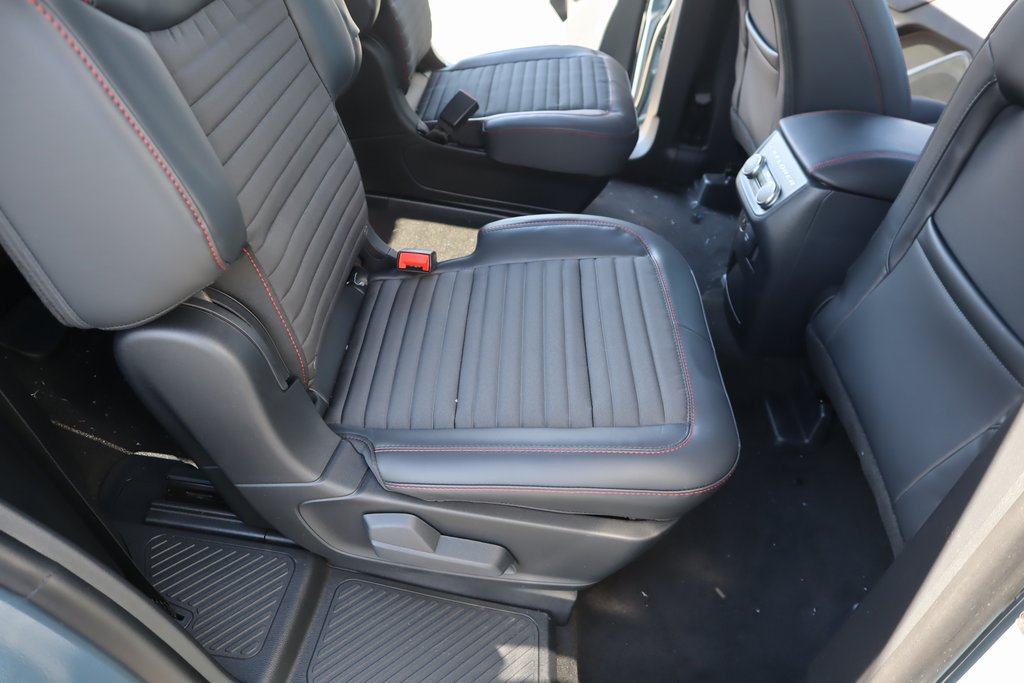 New 2026 Ford Explorer ST-Line w/ ST-Line Street Pack AWD/4WD image 16