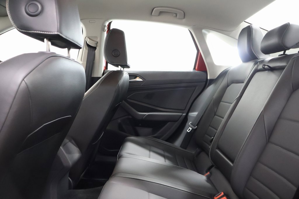 Used 2023 Volkswagen Jetta SE image 24