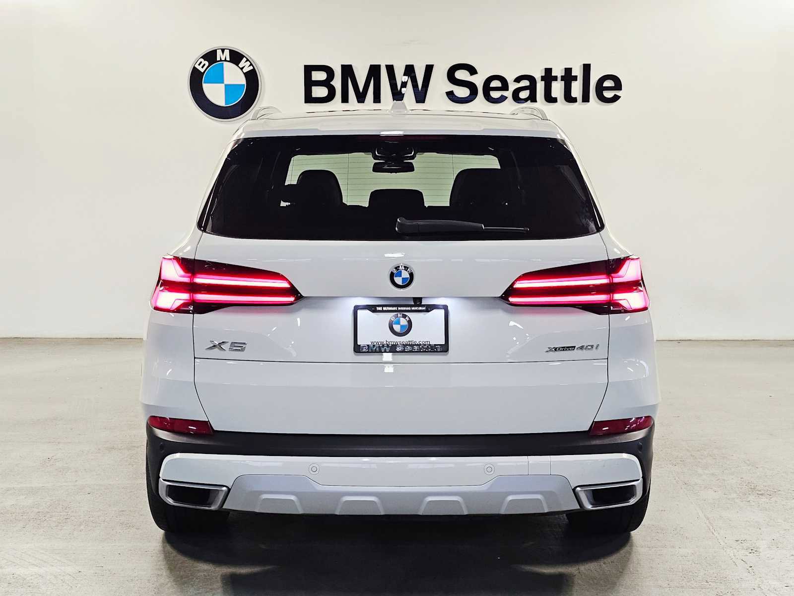 Used 2024 BMW X5 xDrive40i image 5