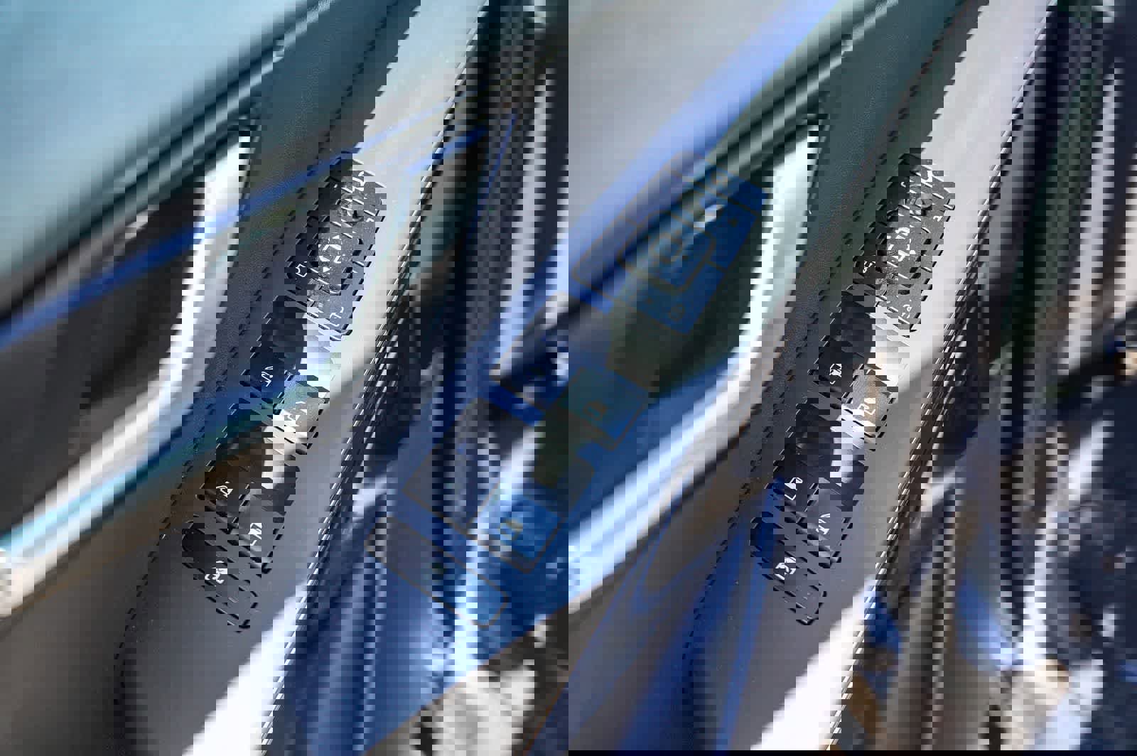 Used 2024 Kia Niro EX Touring image 15