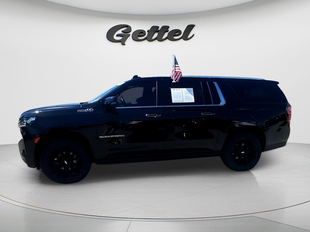 Used 2023 Chevrolet Suburban High Country image 2