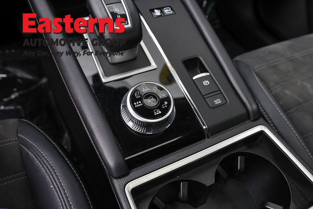 Used 2023 Mitsubishi Outlander SE AWD/4WD image 20