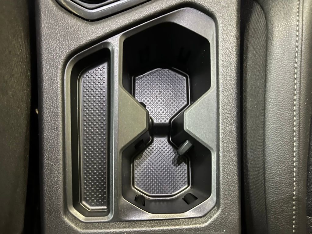 Used 2019 Volkswagen Tiguan S image 14