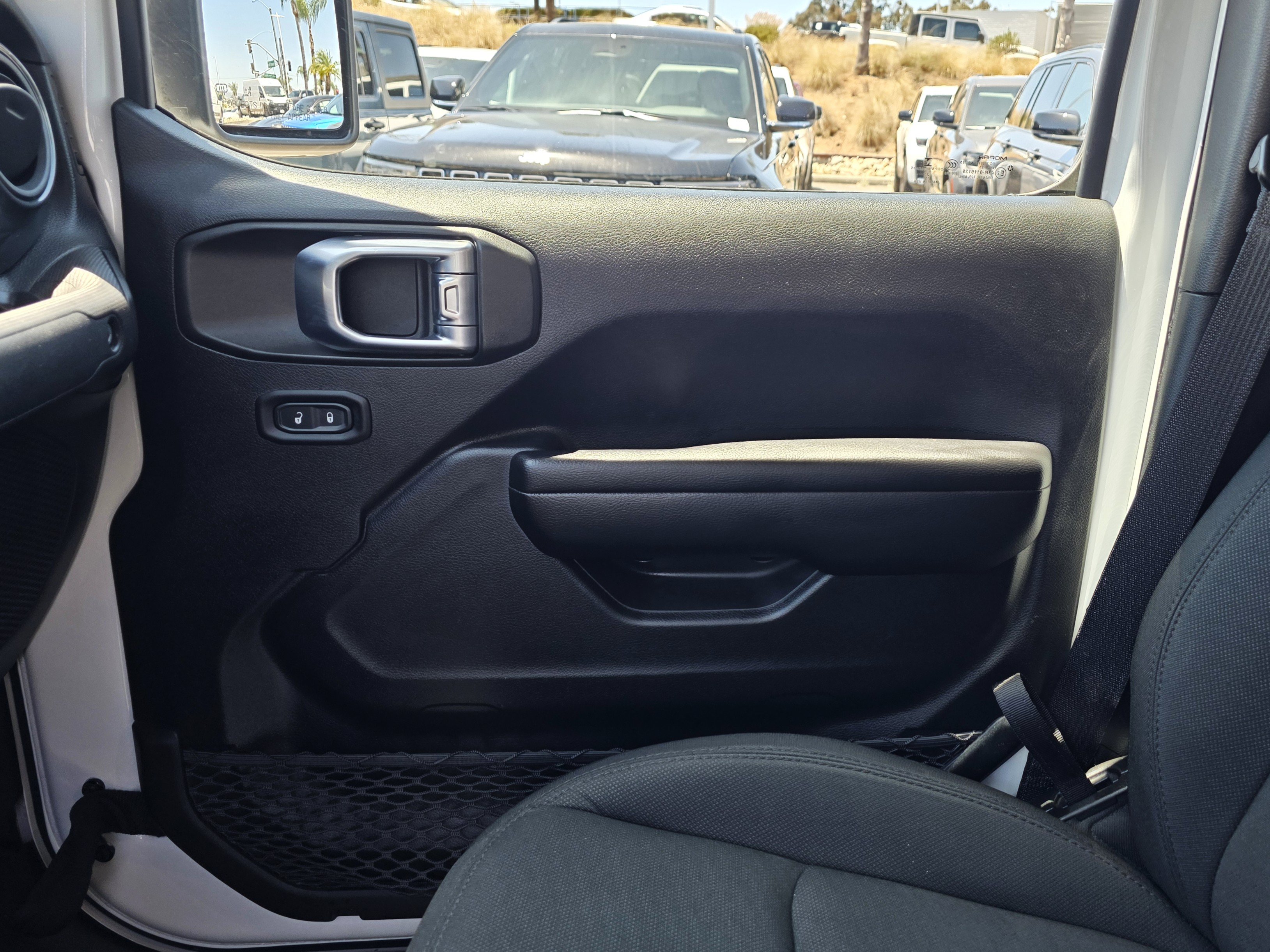 Certified 2021 Jeep Gladiator Overland AWD/4WD image 15