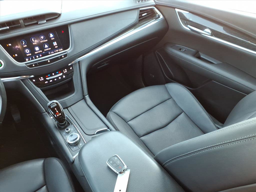 Used 2020 Cadillac XT5 Premium Luxury FWD image 18