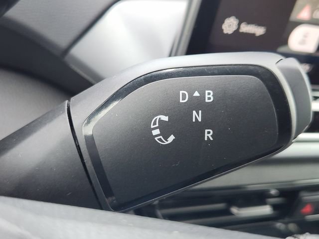 New 2026 Volkswagen ID.4 Pro image 18