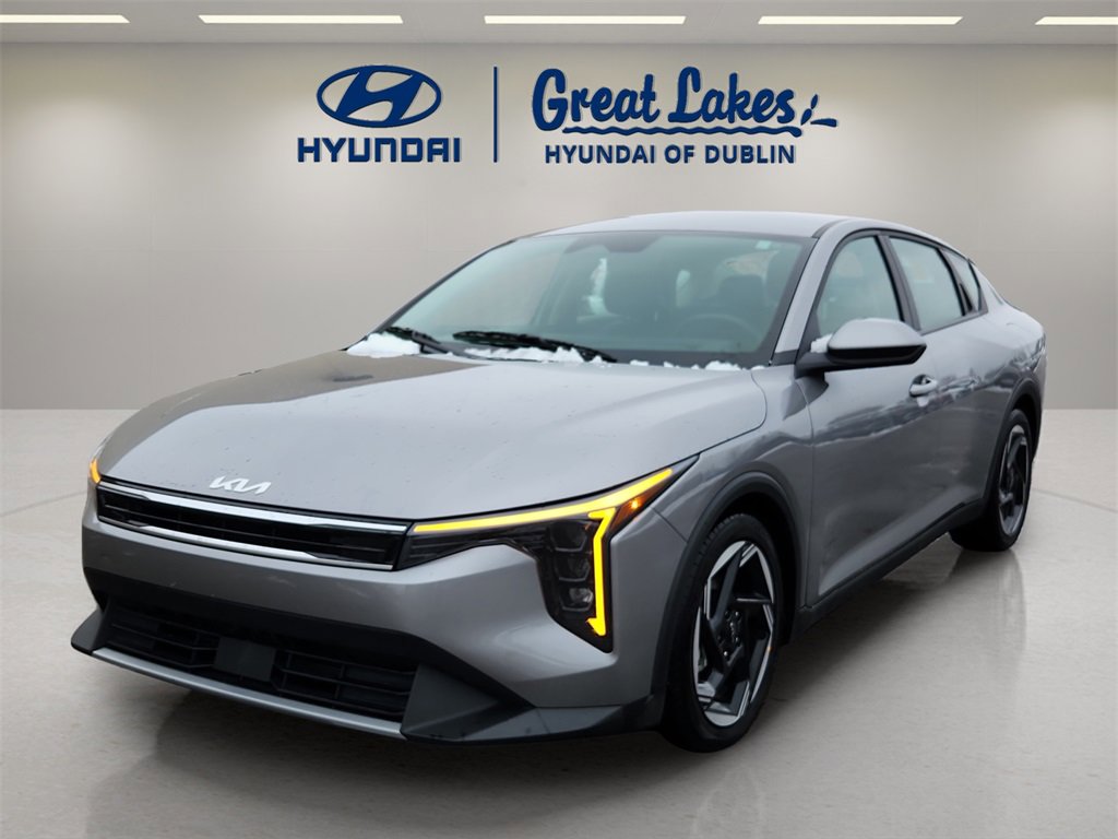 Used 2025 Kia K4 EX image 1