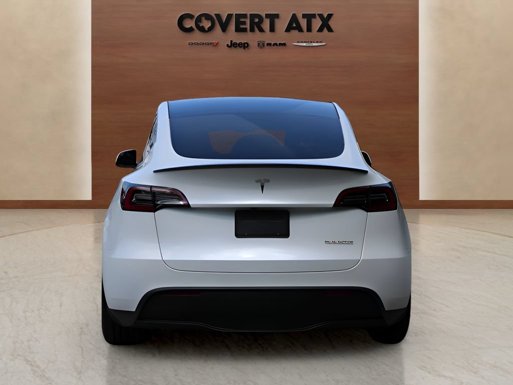 Used 2025 Tesla Model Y Performance AWD/4WD image 4