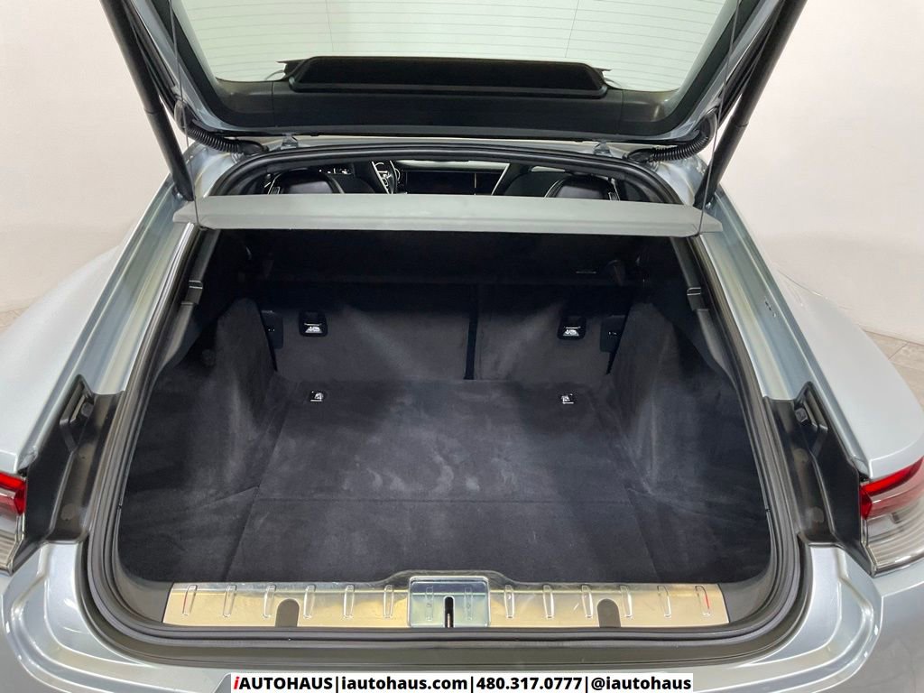 Used 2022 Porsche Panamera 4S w/ Premium Package image 42